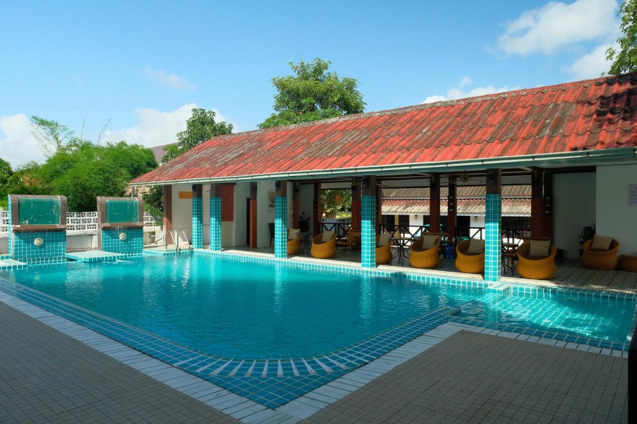 E-Outfitting Vang Thong Hotel Luang Prabang Exterior foto